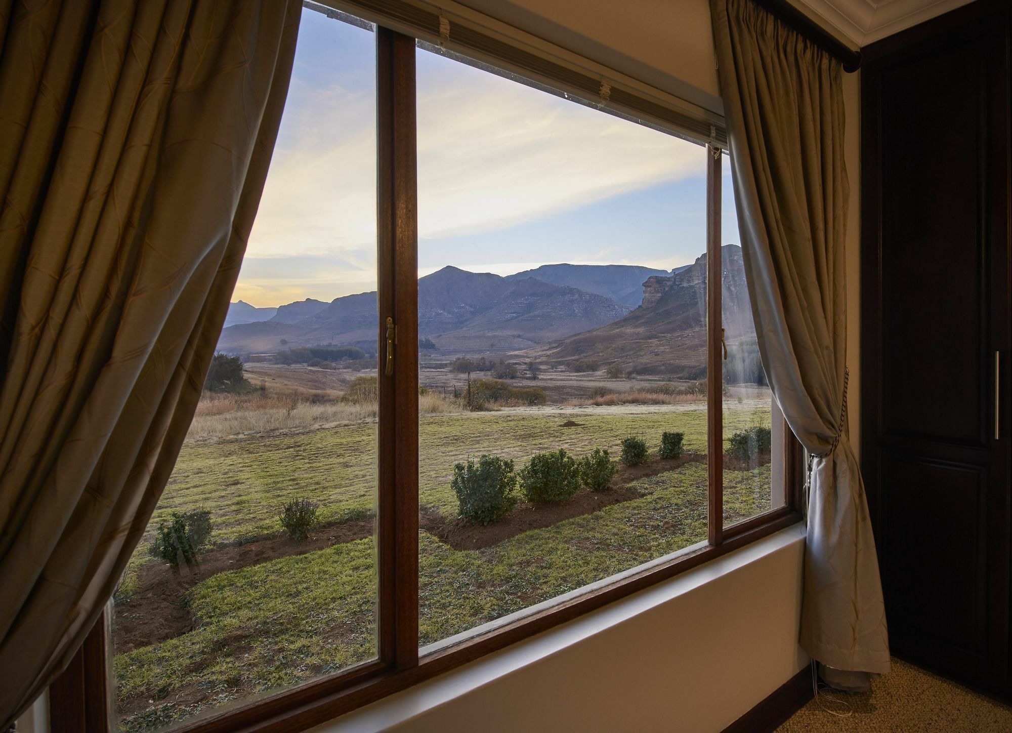 Dynasty Red Mountain Ranch Apartamento Clarens Exterior foto